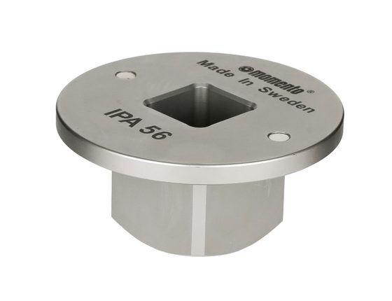 Momento IPA56 adapter, 2 1/2" male to 1 1/2" female fits